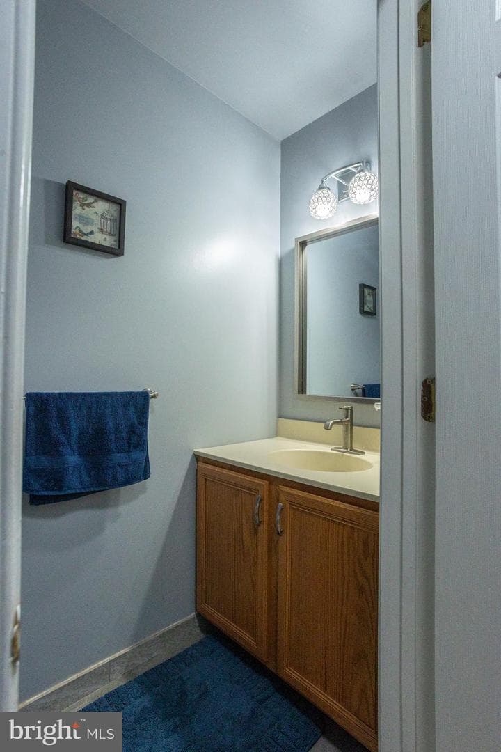 1030 Greenes Way Circle photo 16