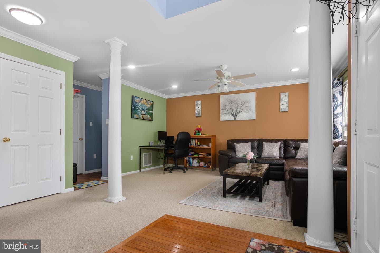 1030 Greenes Way Circle photo 5