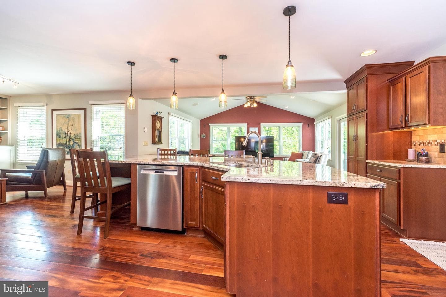 236 Longchamp Drive photo 19