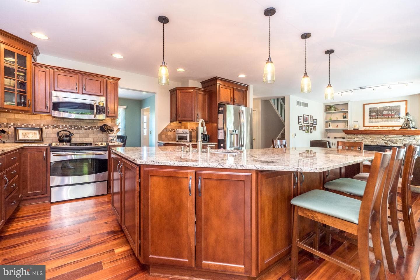 236 Longchamp Drive photo 21