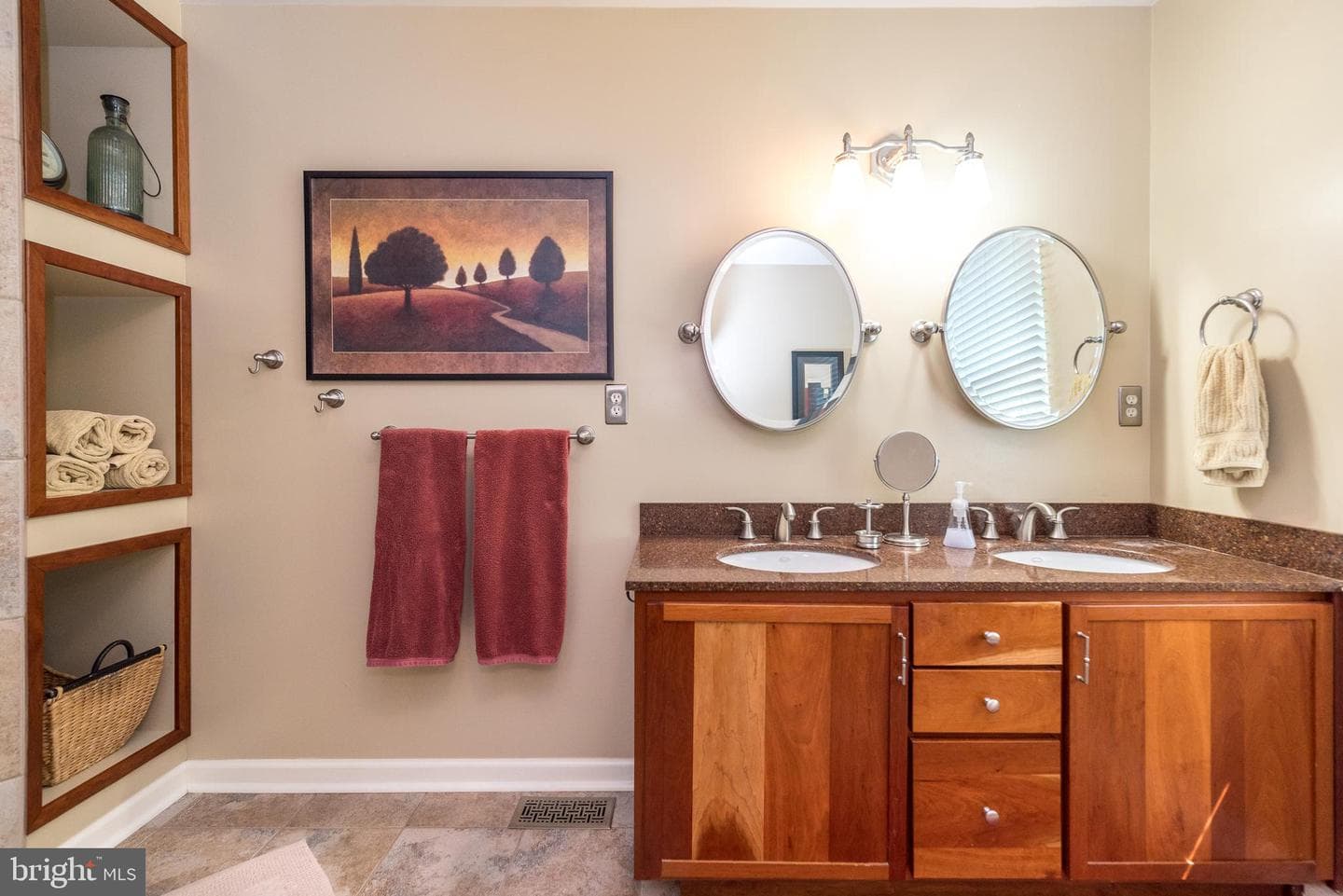 236 Longchamp Drive photo 33