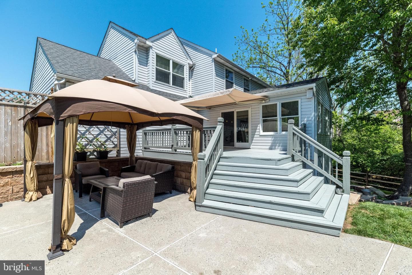 236 Longchamp Drive photo 54
