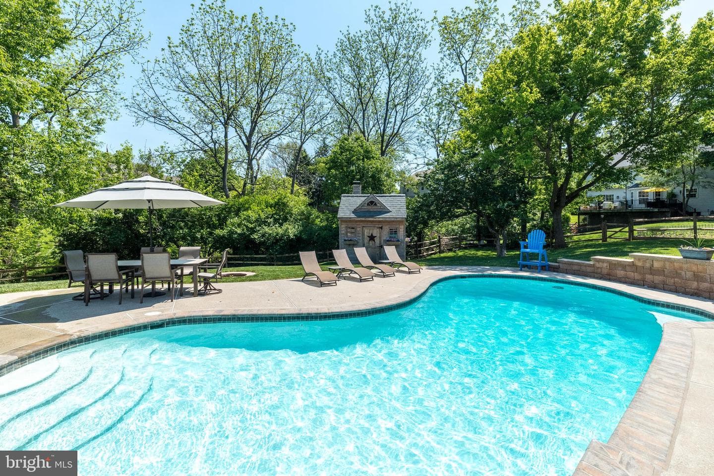 236 Longchamp Drive photo 56