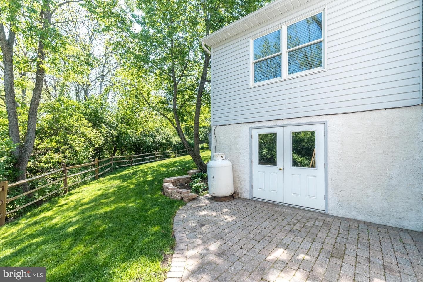236 Longchamp Drive photo 68