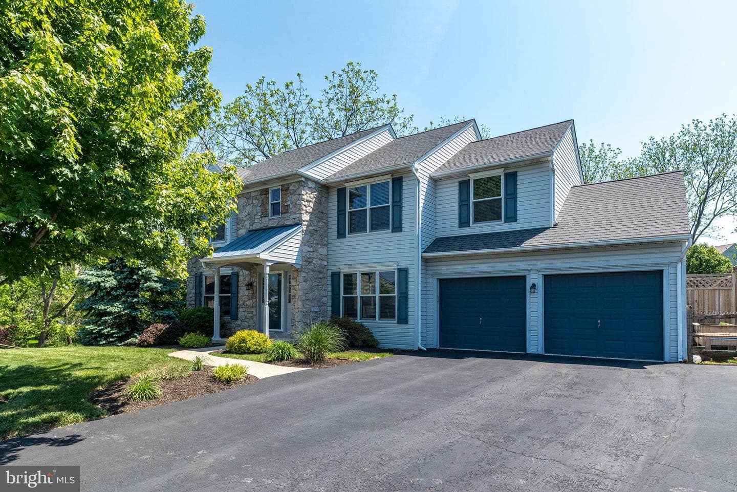 236 Longchamp Drive photo 76