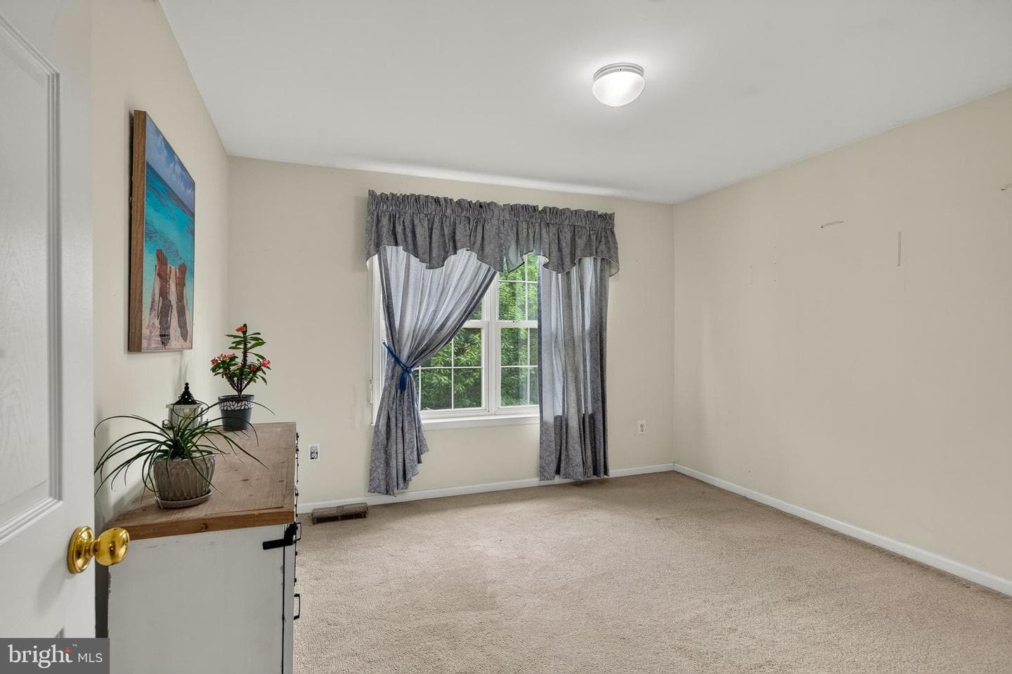 10 Surrey Lane photo 20