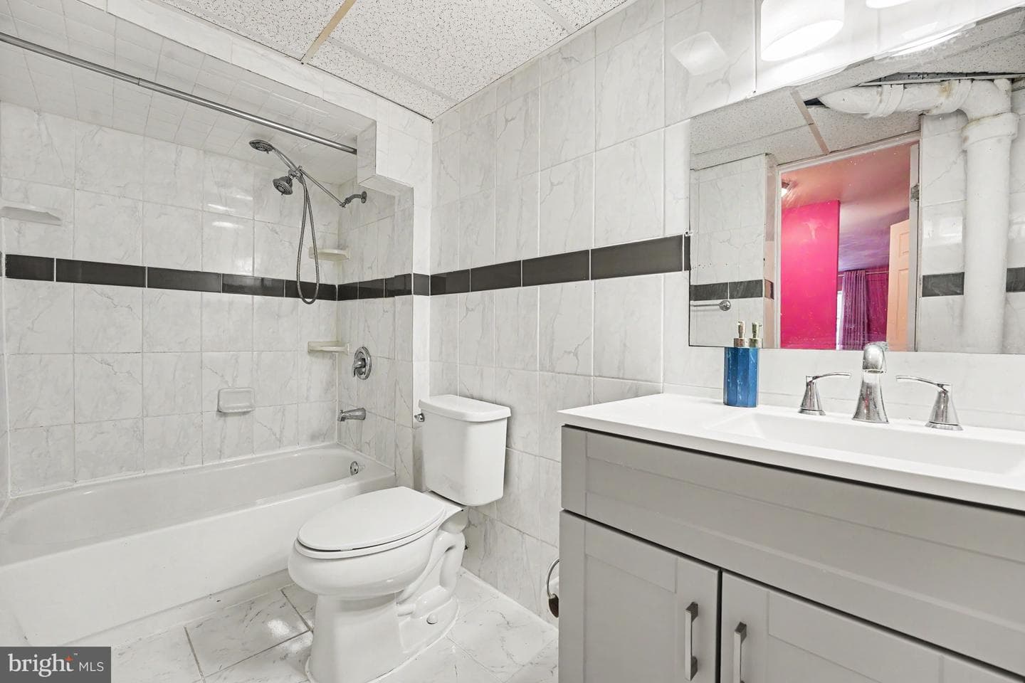 653 Franklin Street photo 34