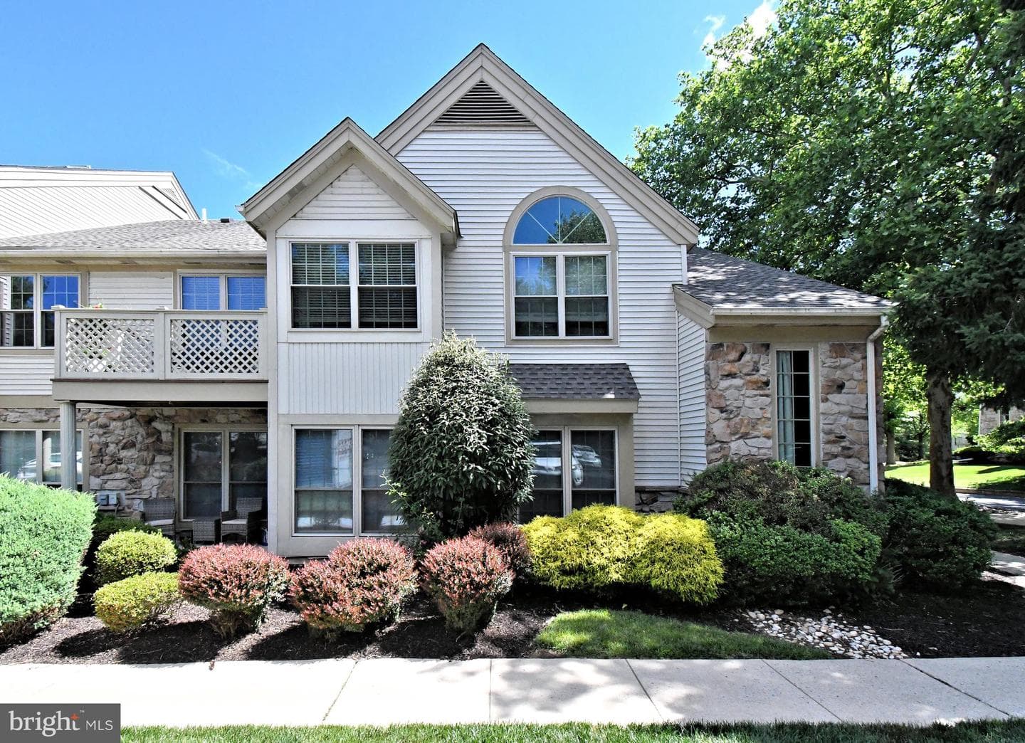 102 Foxmeadow Drive #condo 102