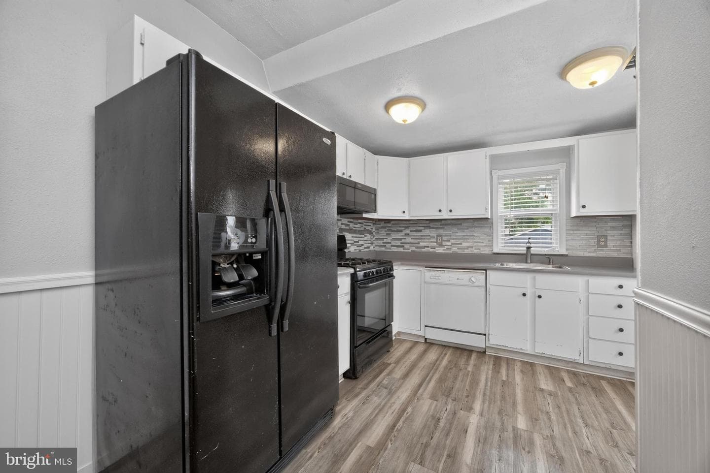 332 Walnut Street photo 13