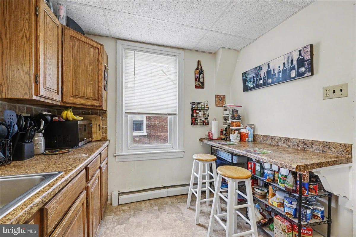 414 Fairview photo 24