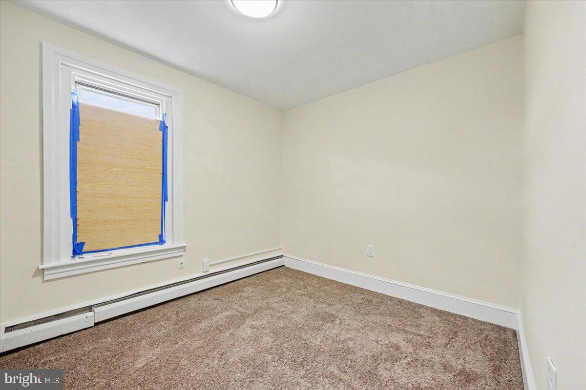 414 Fairview photo 25