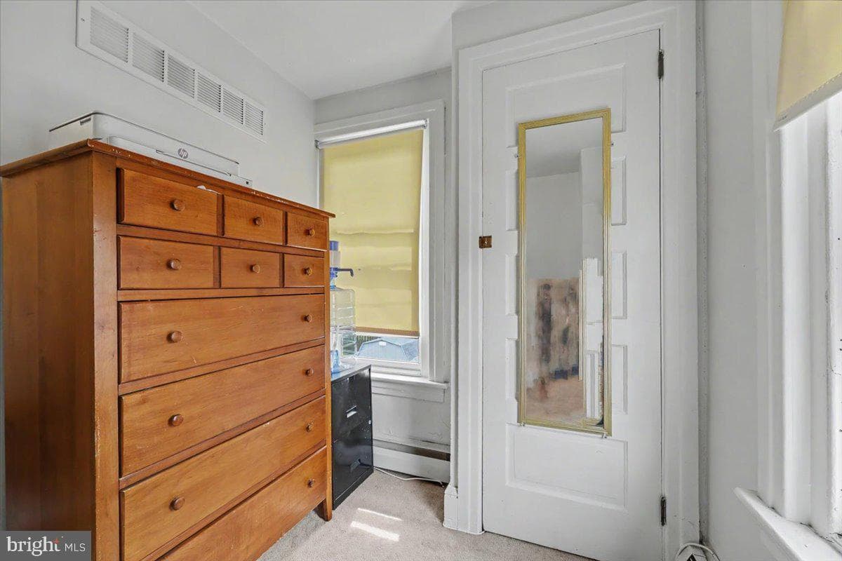 414 Fairview photo 26