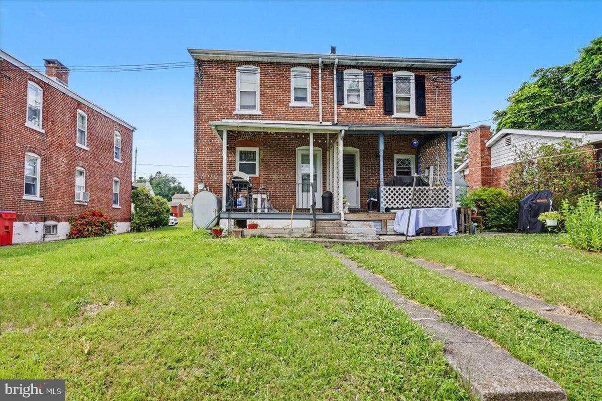 414 Fairview photo 39