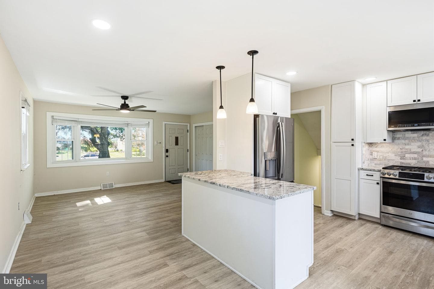 234 Arundel Avenue photo 5