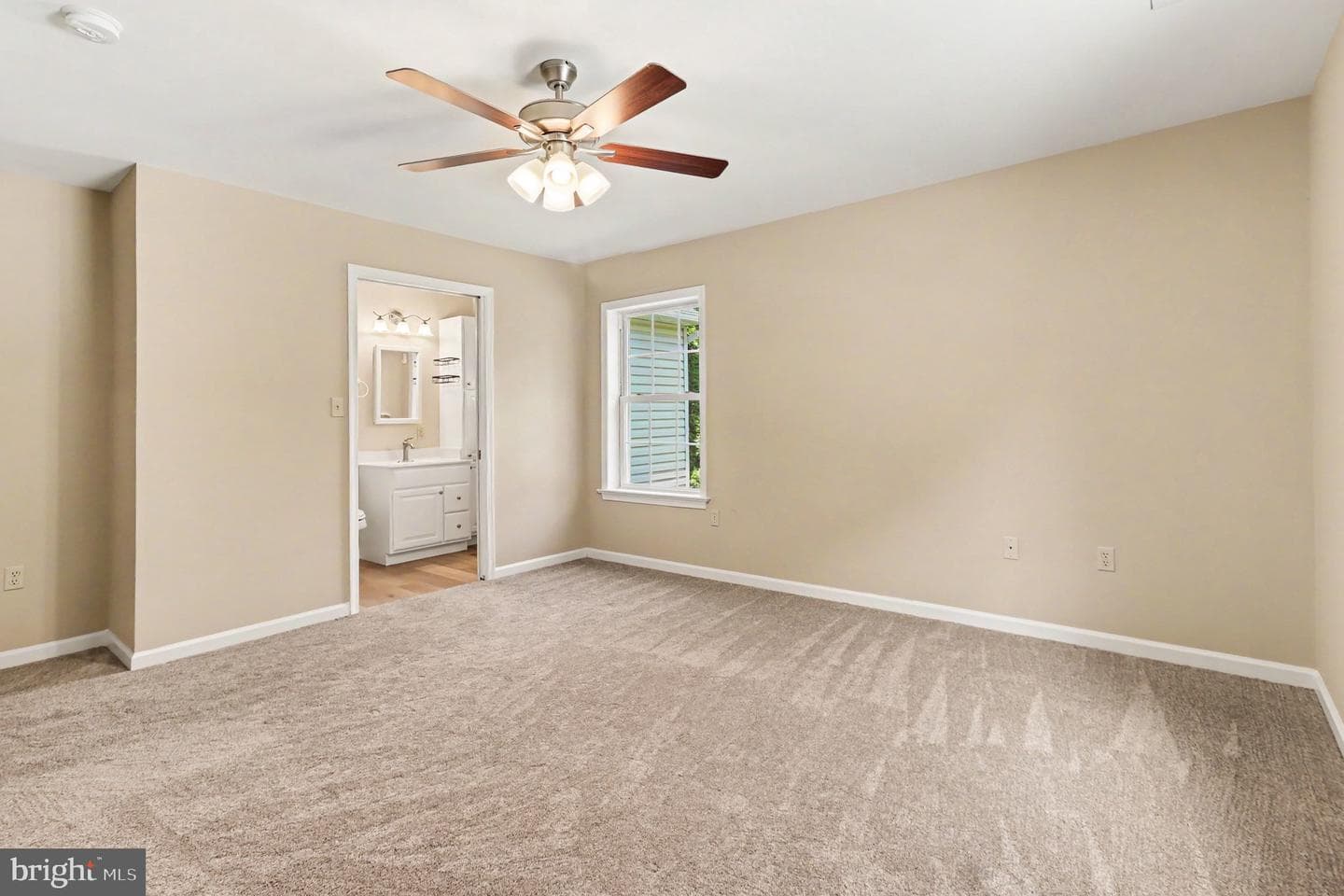 36 Ellen Circle photo 30
