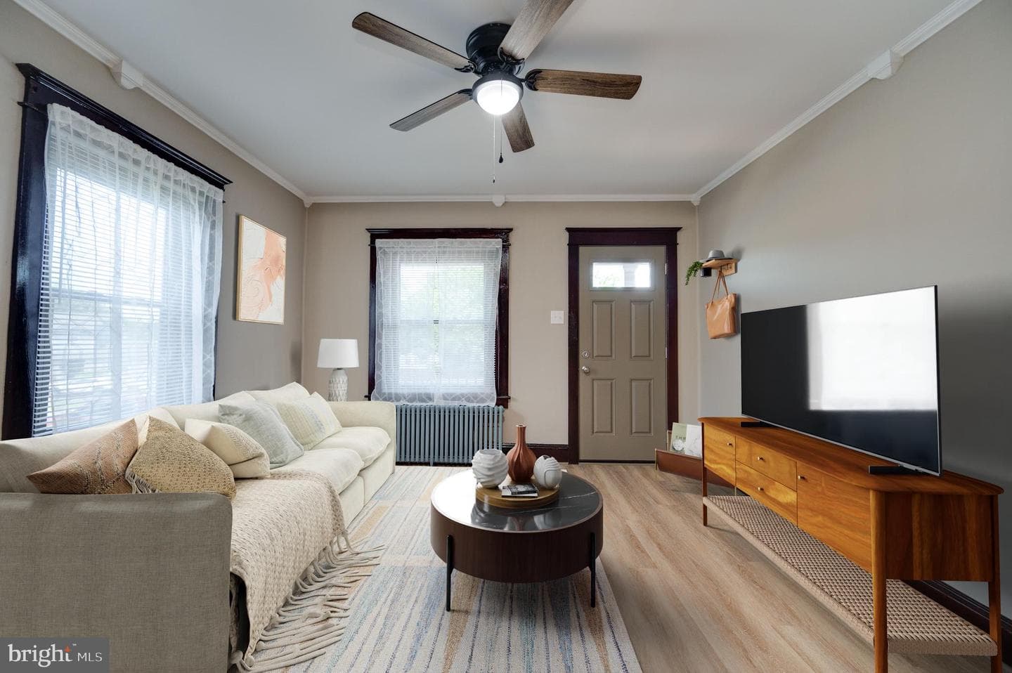 662 Spruce Street photo 11