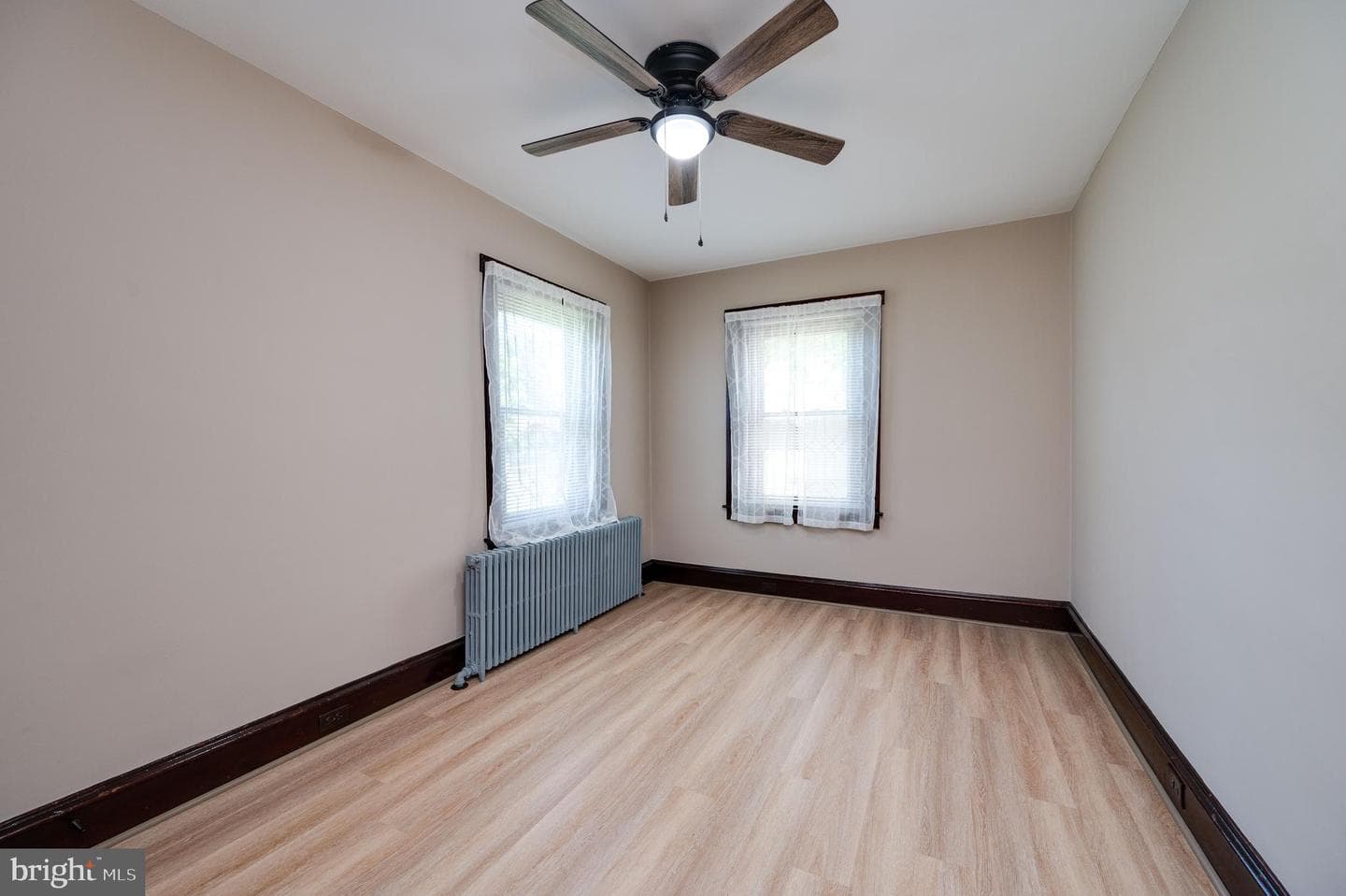 662 Spruce Street photo 21