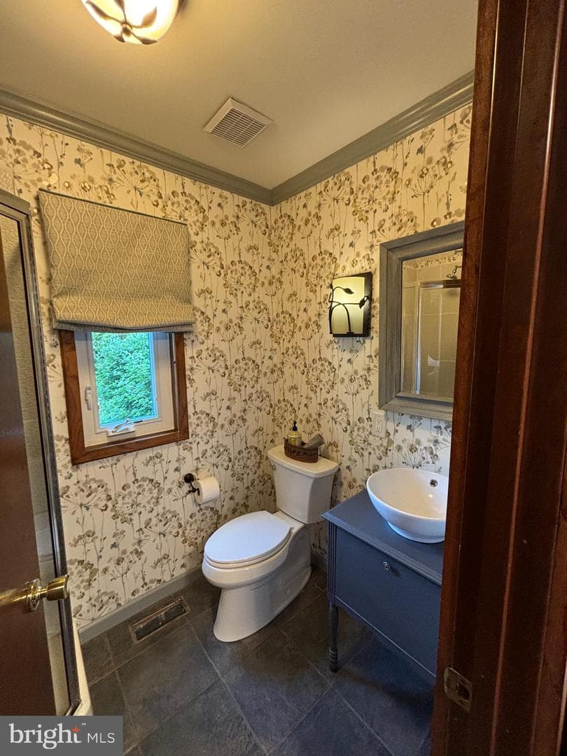 146 Belmont Avenue photo 10