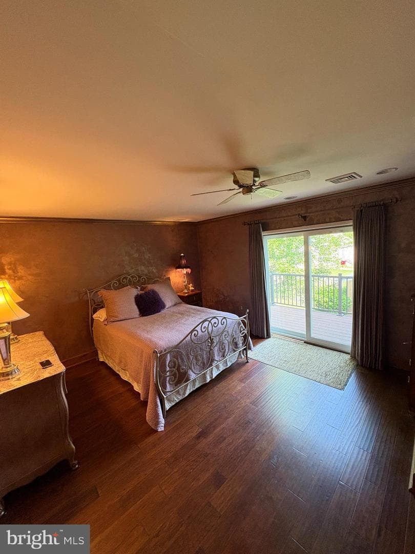 146 Belmont Avenue photo 9