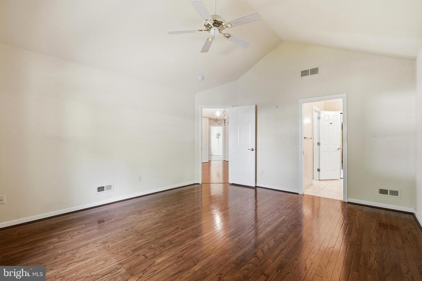 185 Lions Gate Circle photo 17