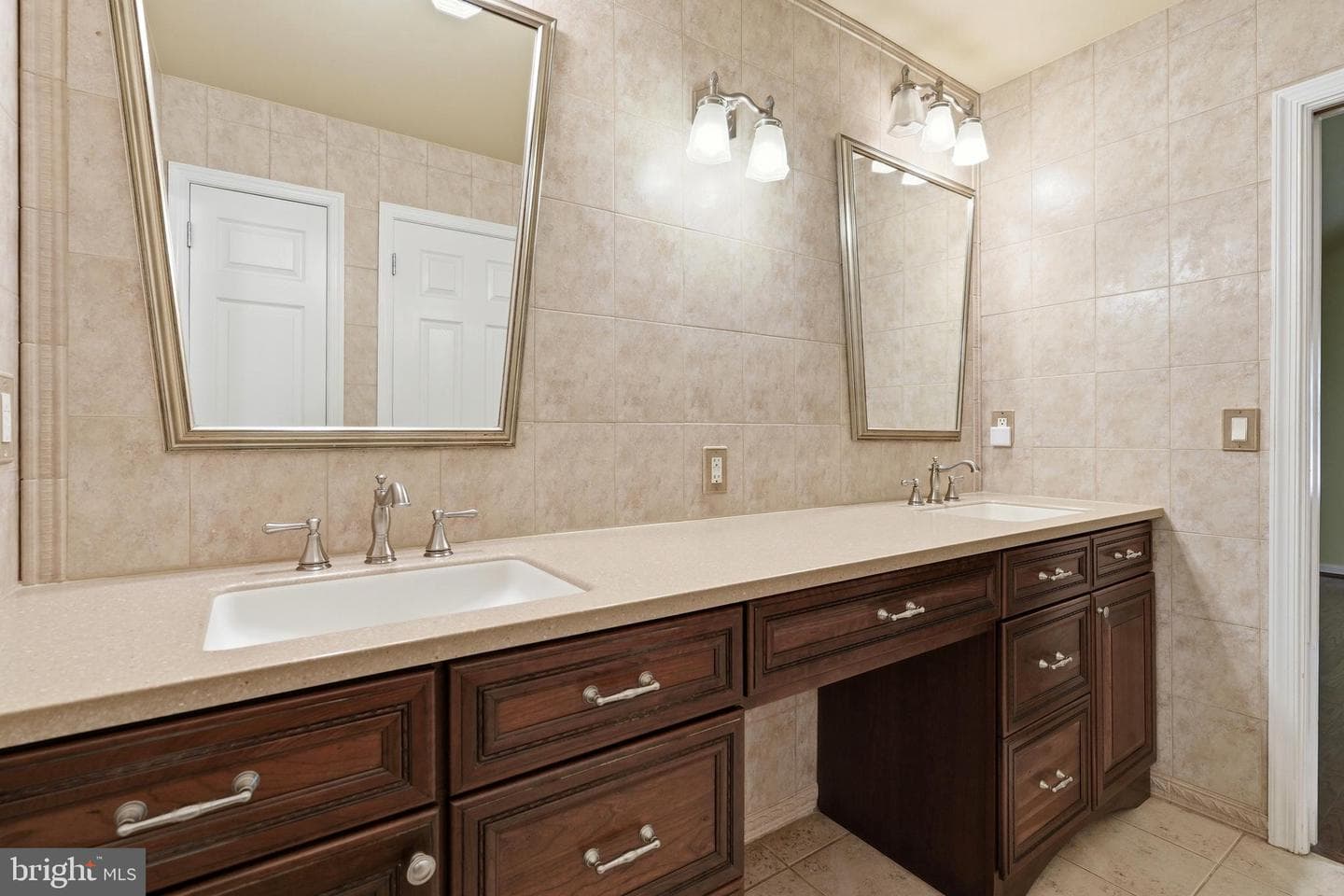 185 Lions Gate Circle photo 20