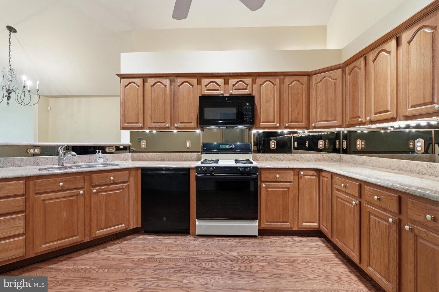 185 Lions Gate Circle photo 22