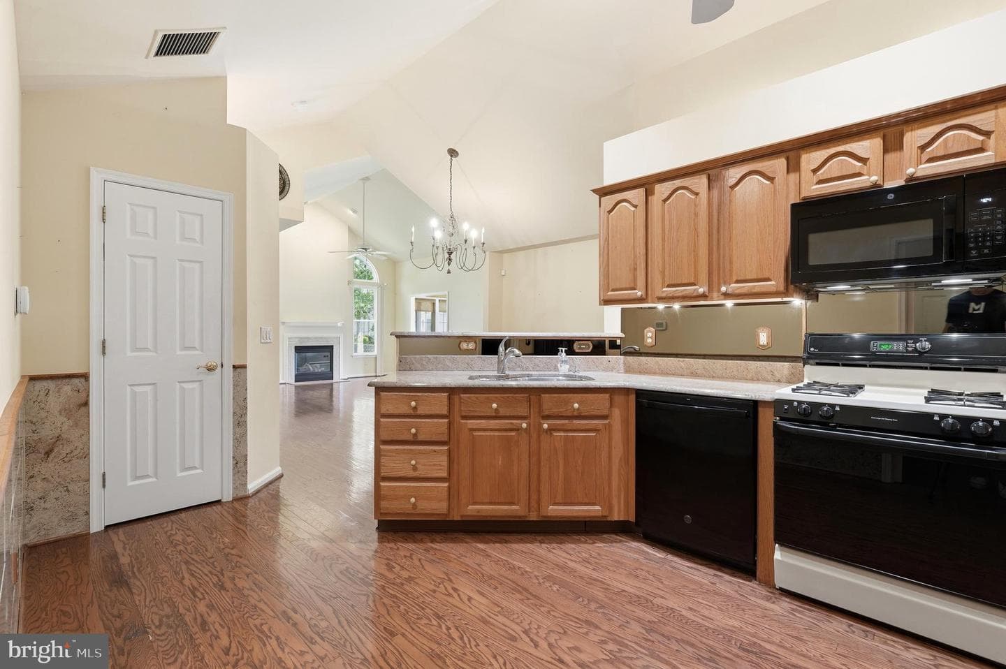 185 Lions Gate Circle photo 23