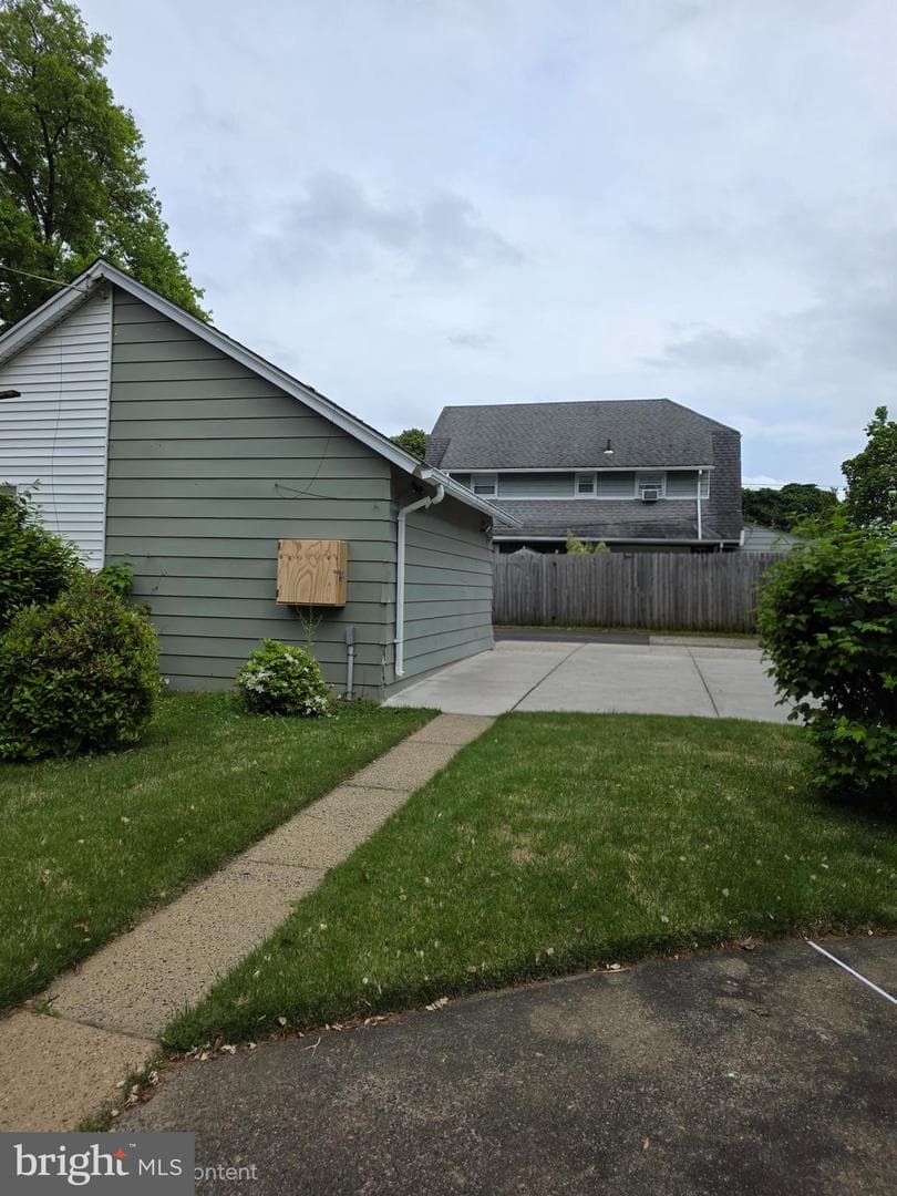 803 Ashbourne Road photo 3