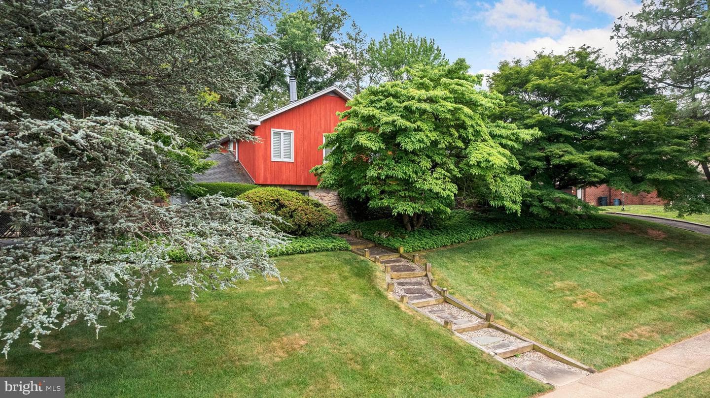 3809 Midvale Lane, Huntingdon Valley
