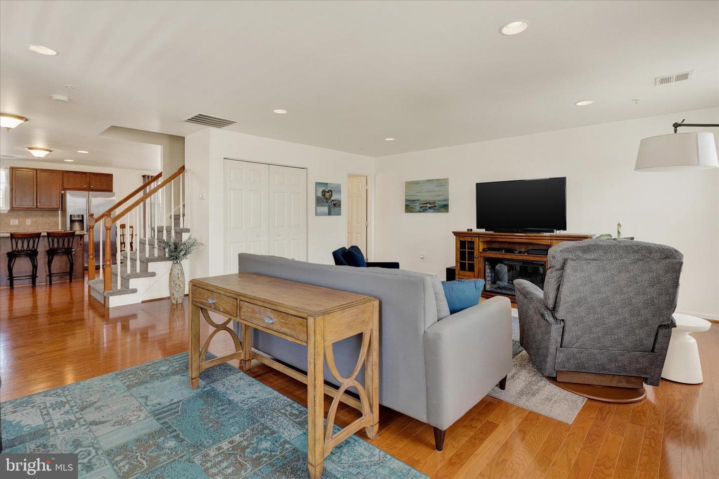 3869 Ashland Drive #f2 photo 8