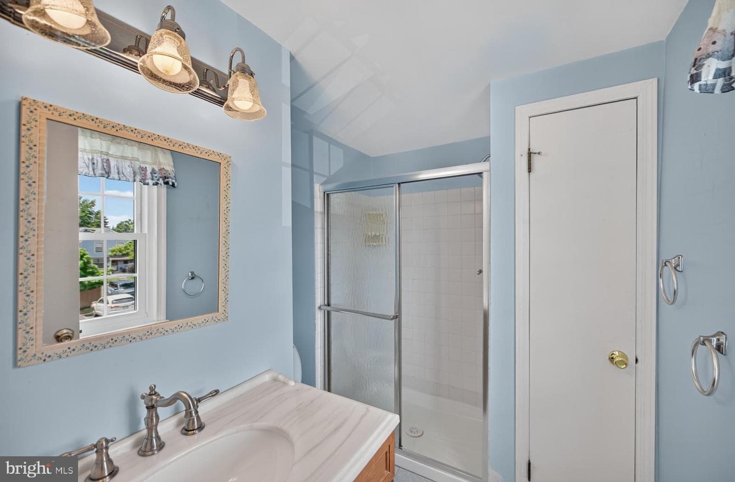 306 Livingston Court photo 19