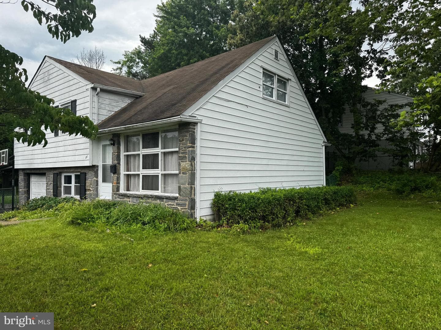 151 Brownlie Road photo 25