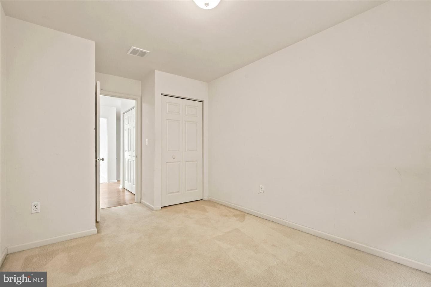 171 Vernon Court photo 21
