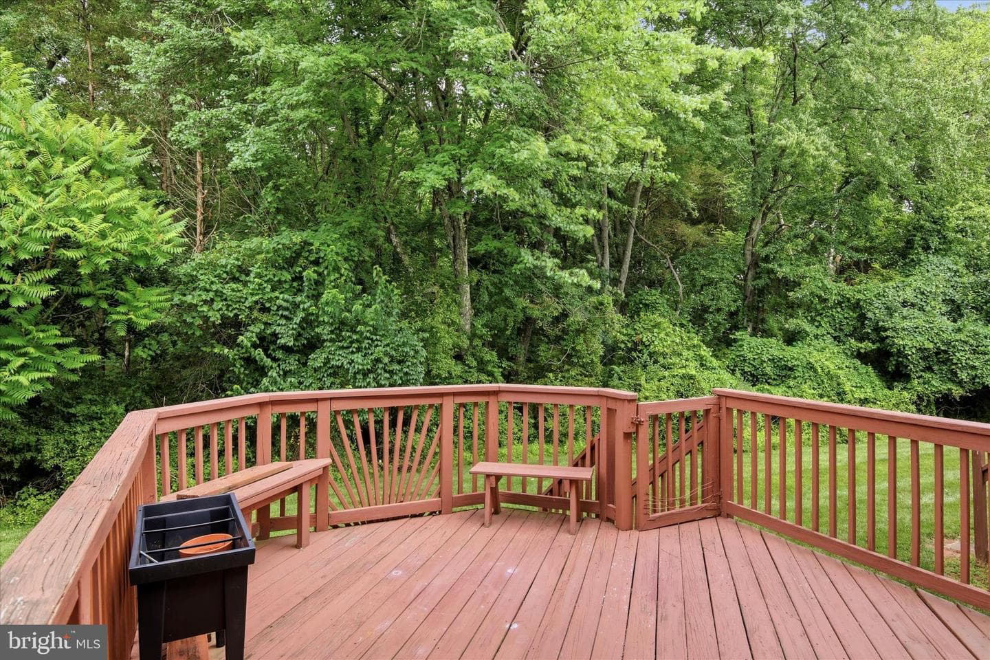 171 Vernon Court photo 31