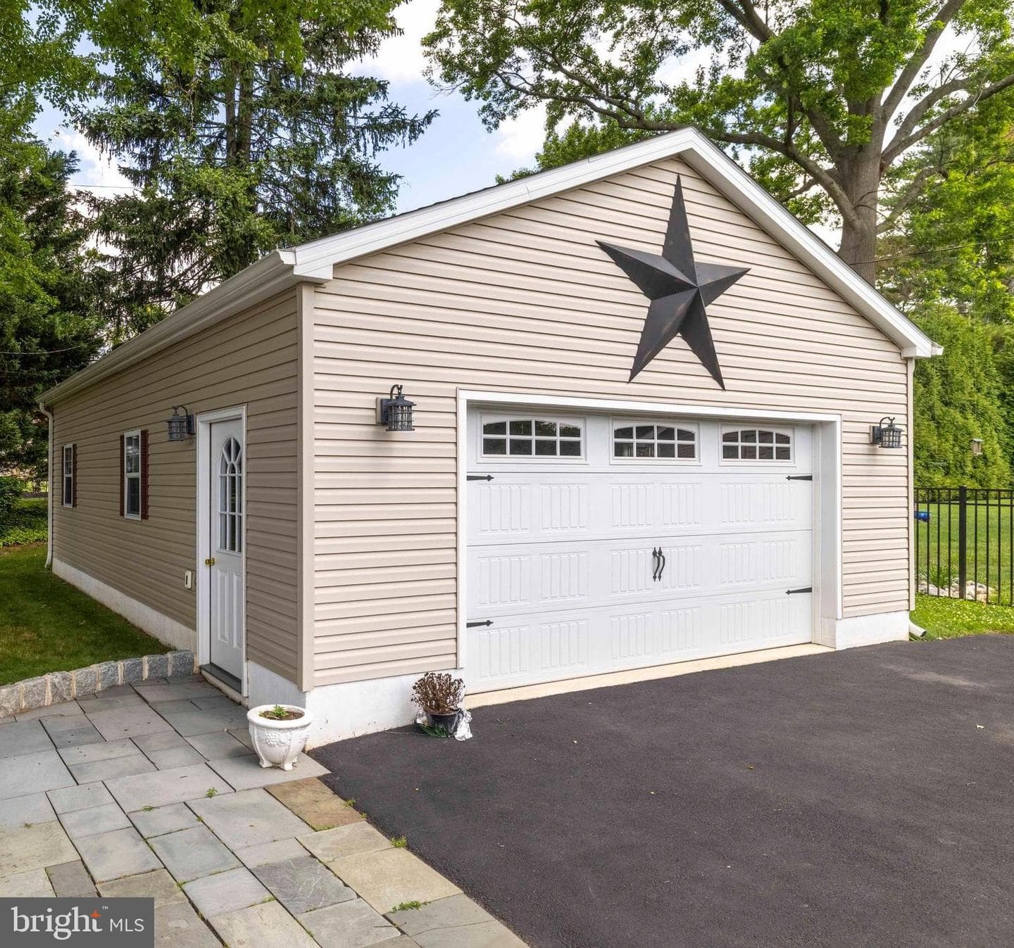 3882 Whitman Road photo 43