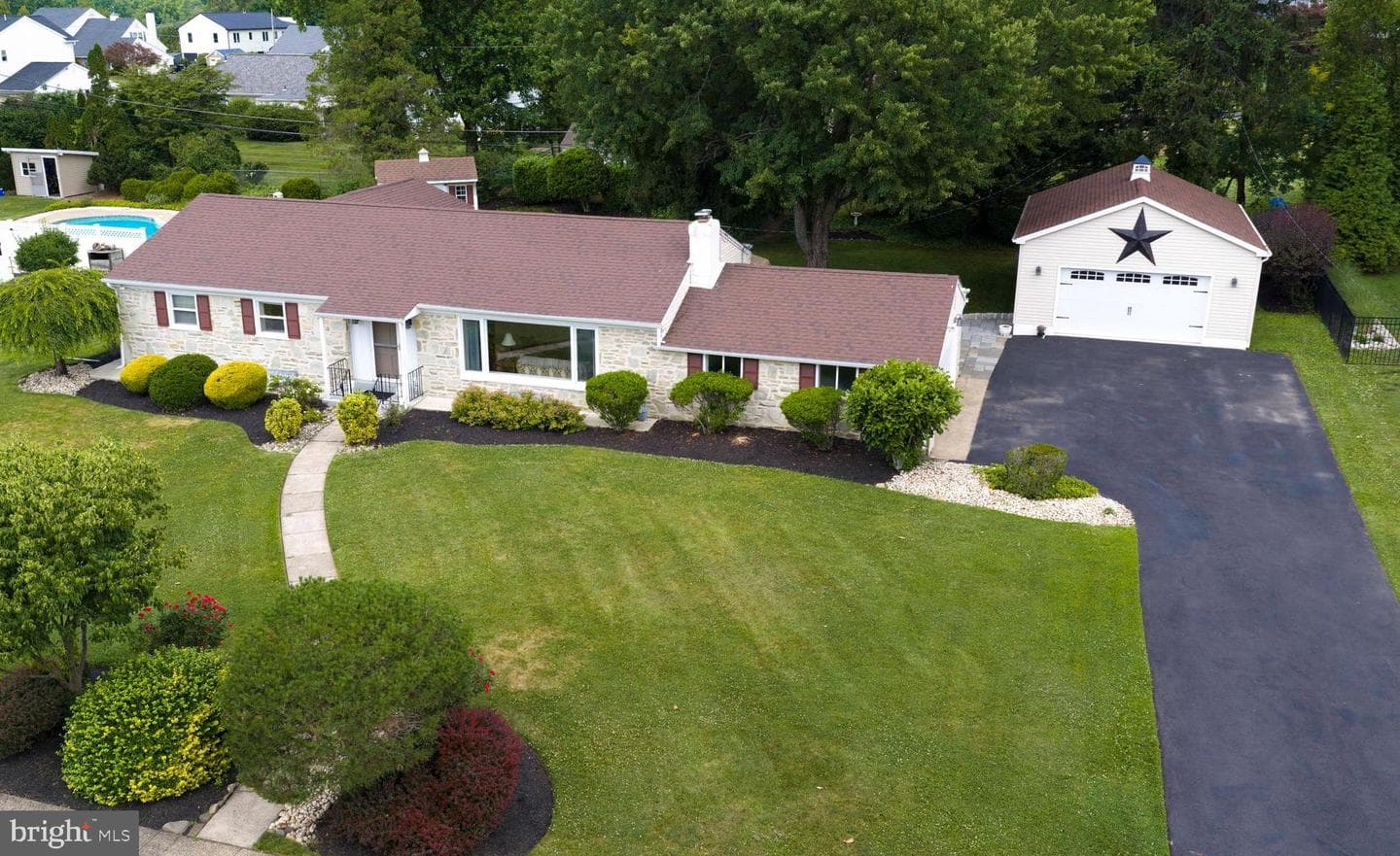 3882 Whitman Road photo 49