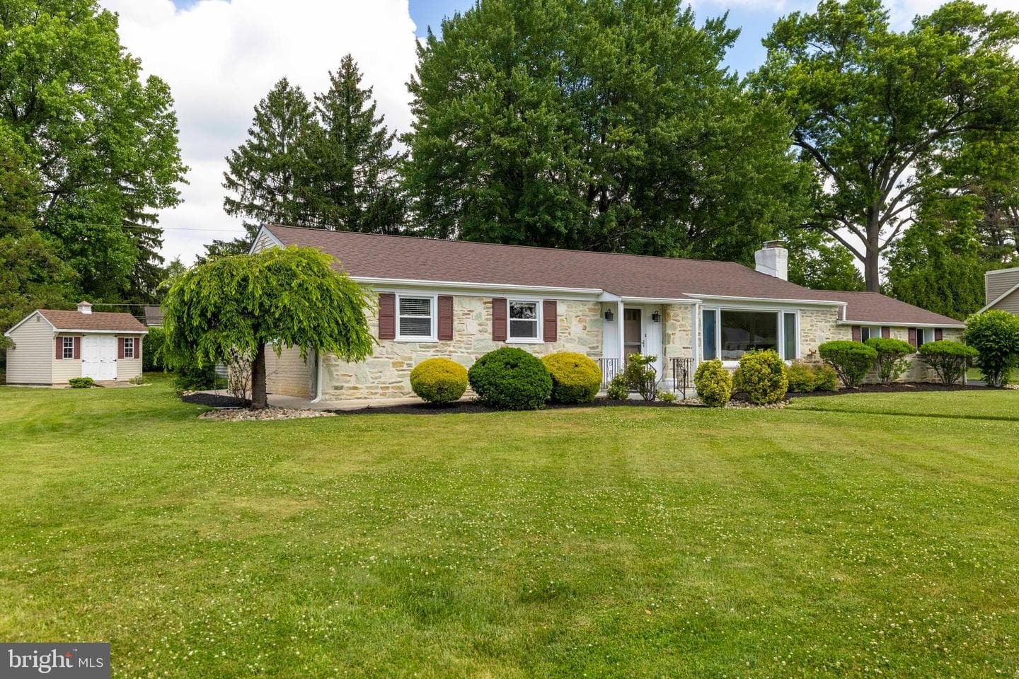 3882 Whitman Road photo 6