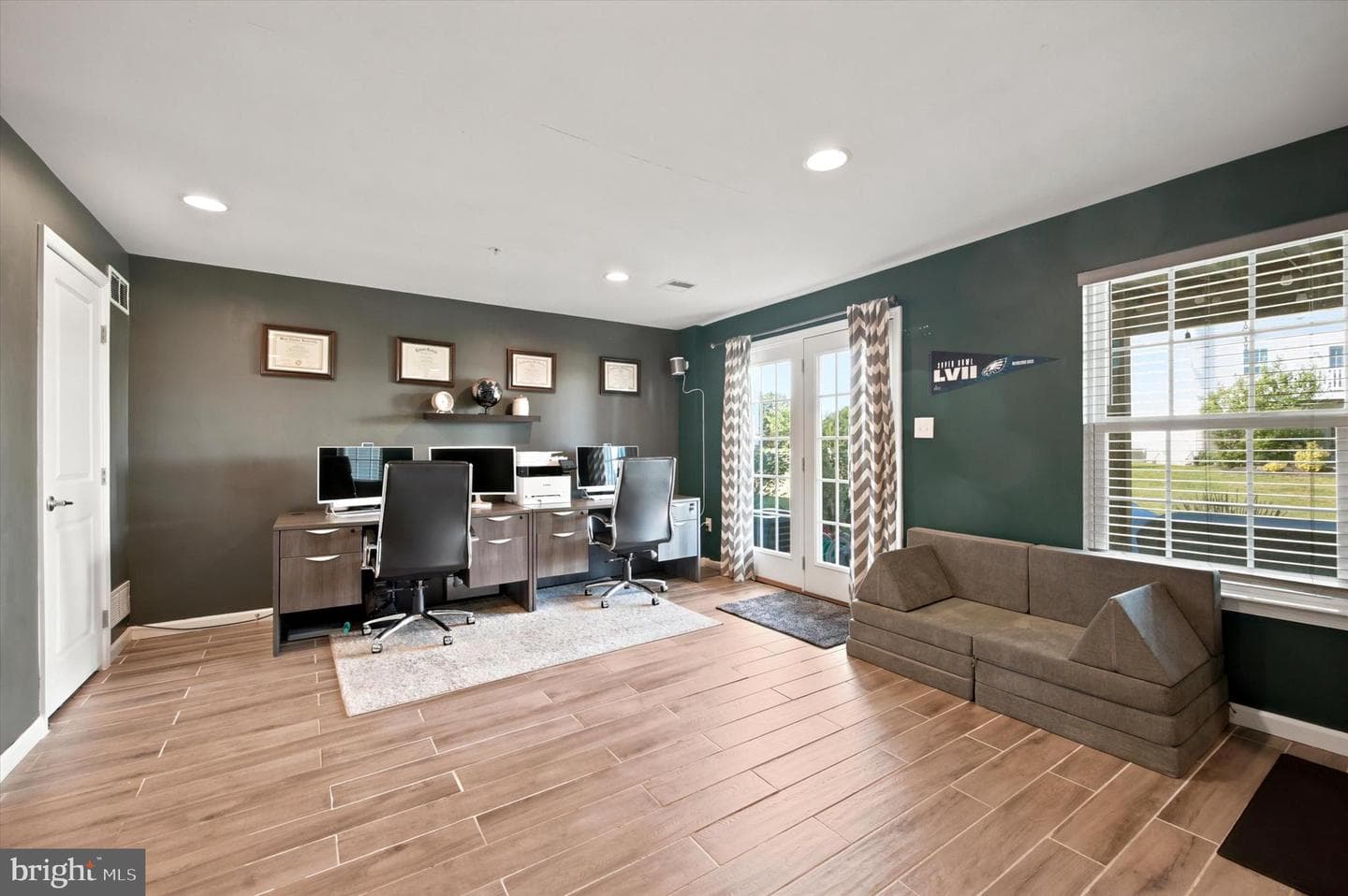 175 Tulip Lane photo 5