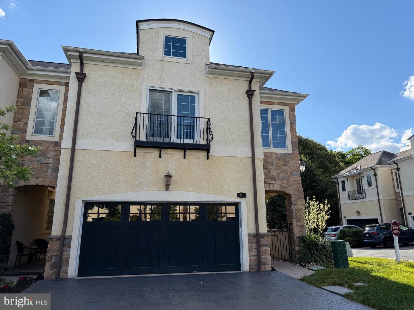 25 Breyer Court #25-E, Elkins Park
