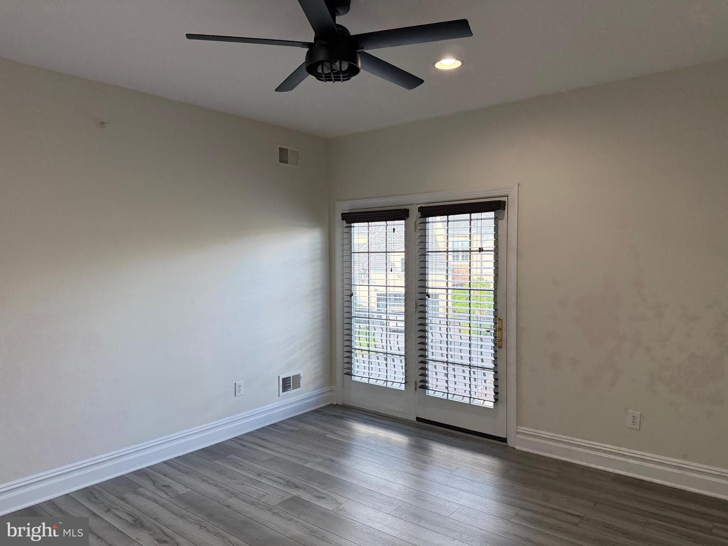 25 Breyer Court #25-E photo 43