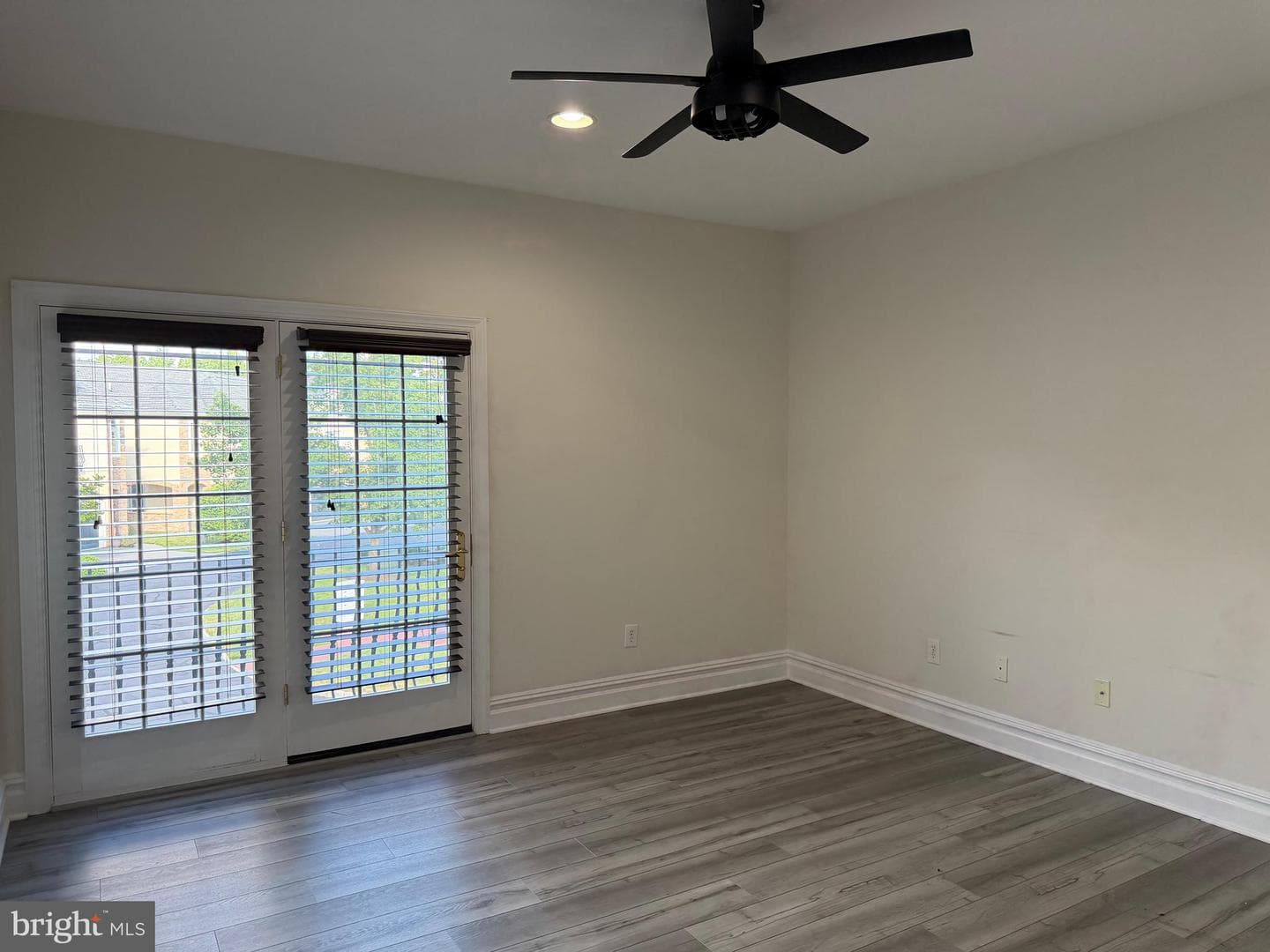 25 Breyer Court #25-E photo 45