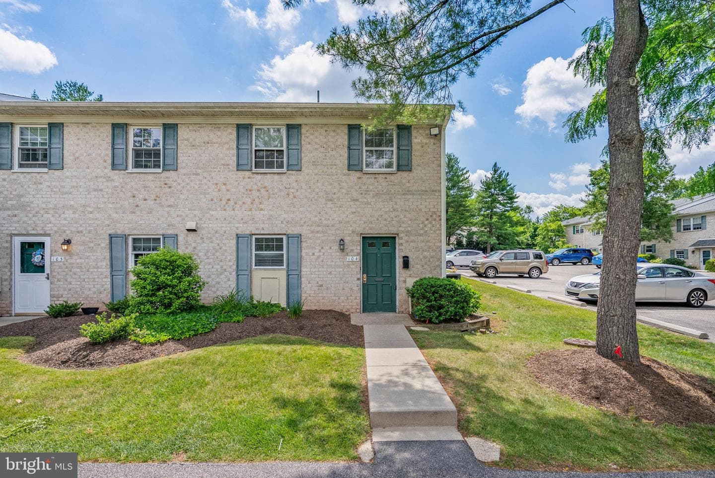 104 Hampstead Drive, Ambler
