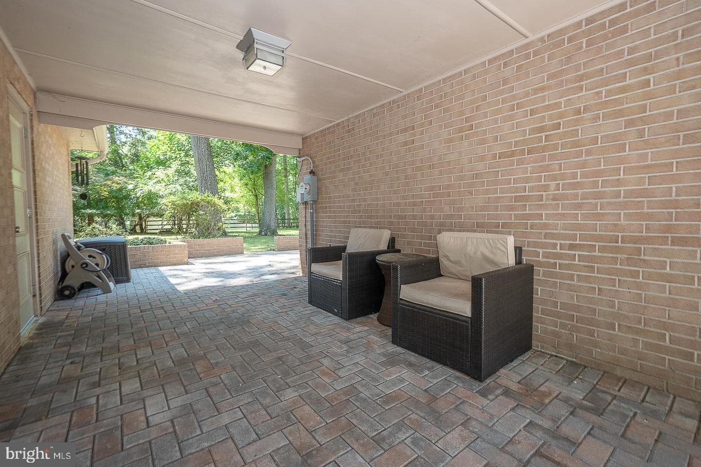696 Forest Road photo 50