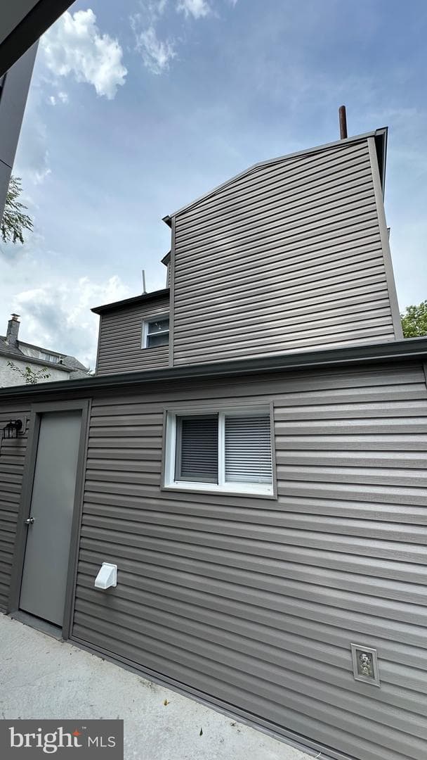 1700 Beech Avenue photo 3