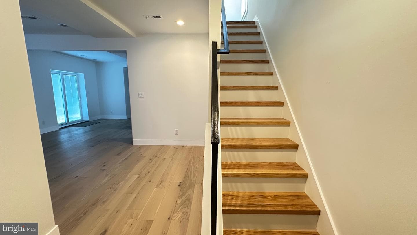 1700 Beech Avenue photo 33