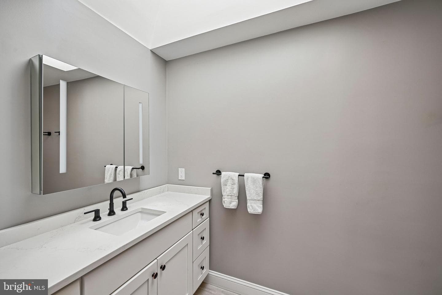 1701 Wellsly Road photo 22