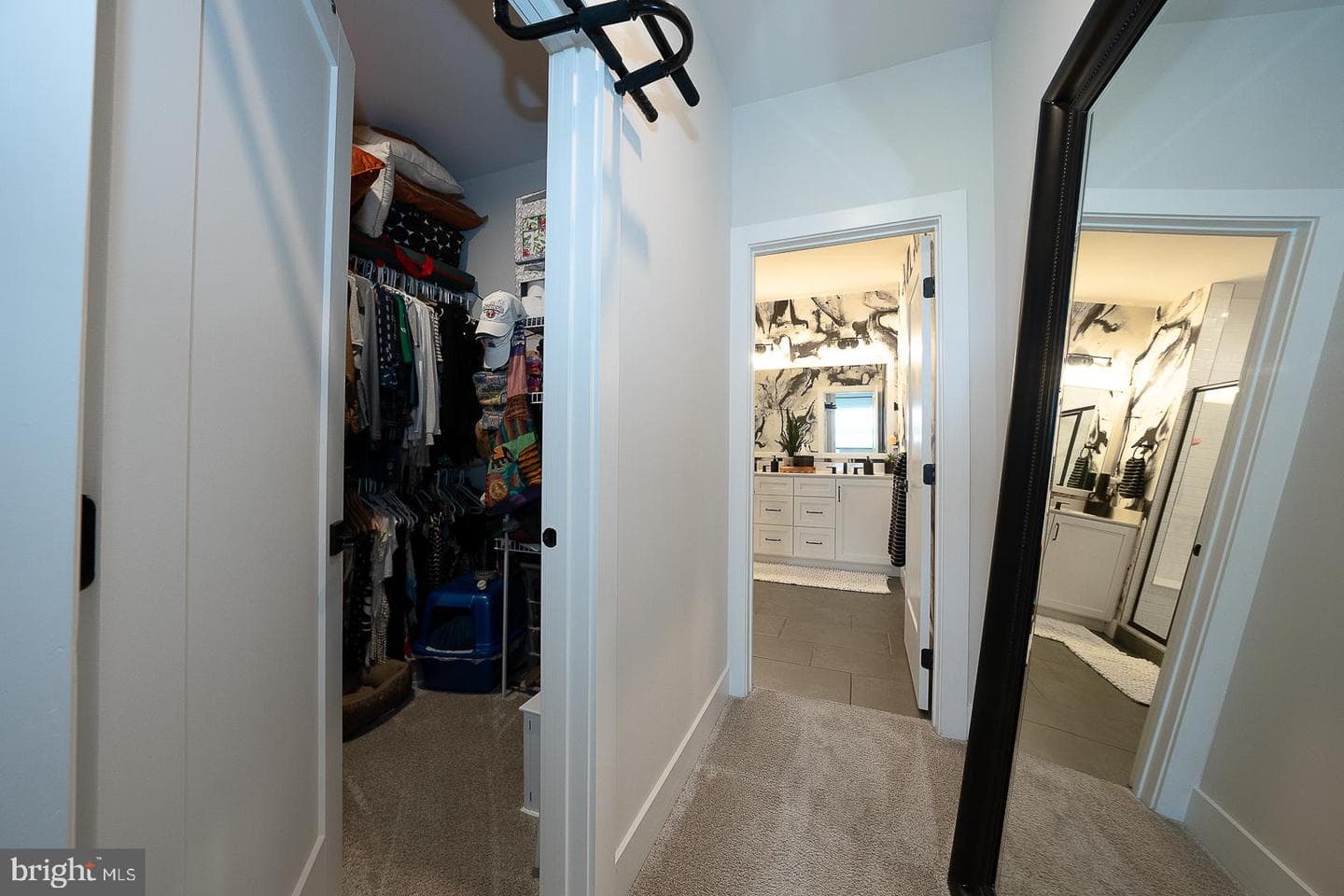673 Levering Street photo 22