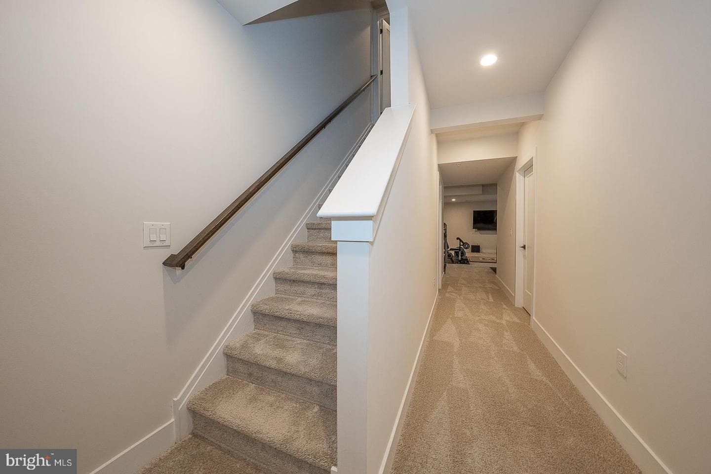 673 Levering Street photo 67