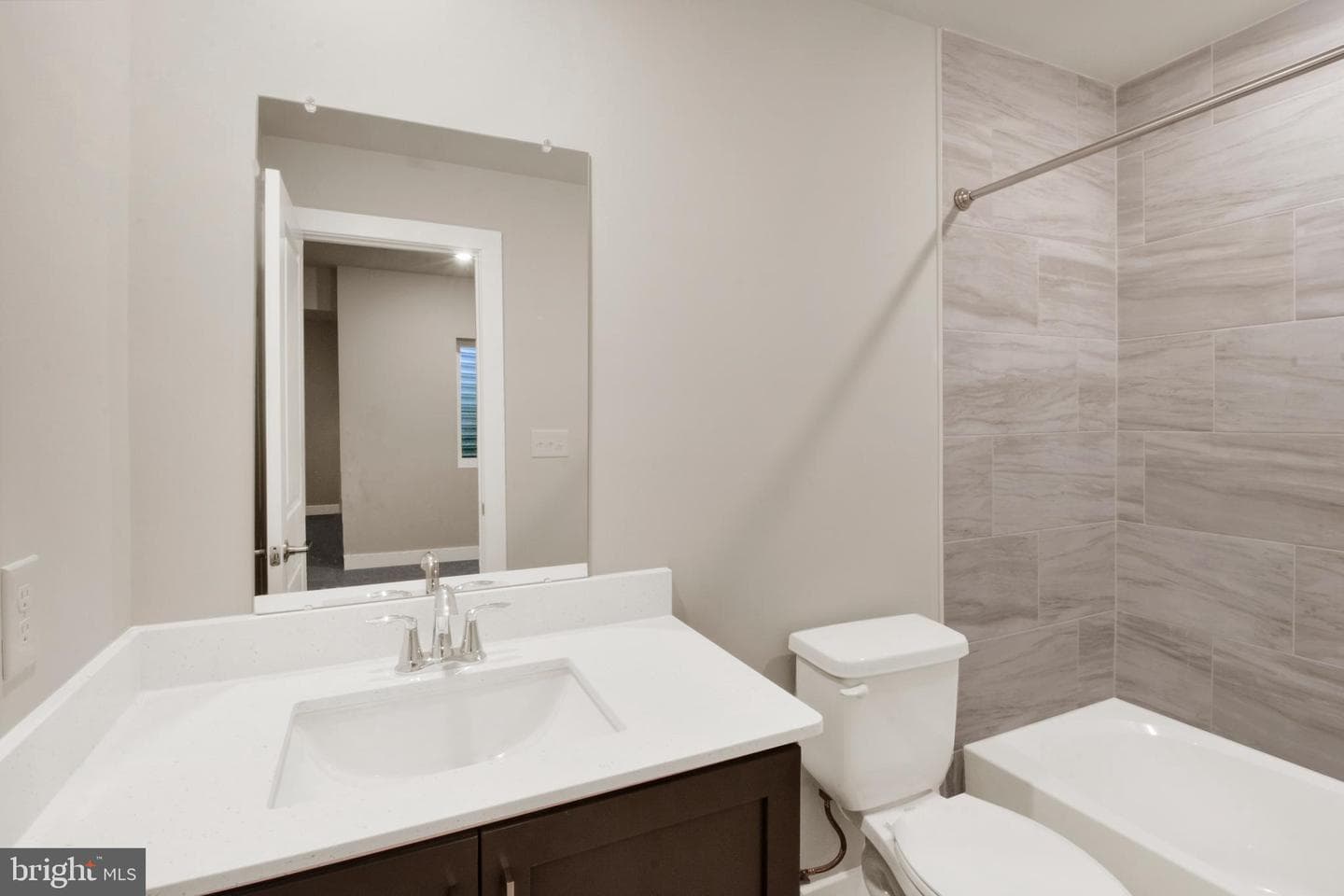 24 Steiner Way photo 24