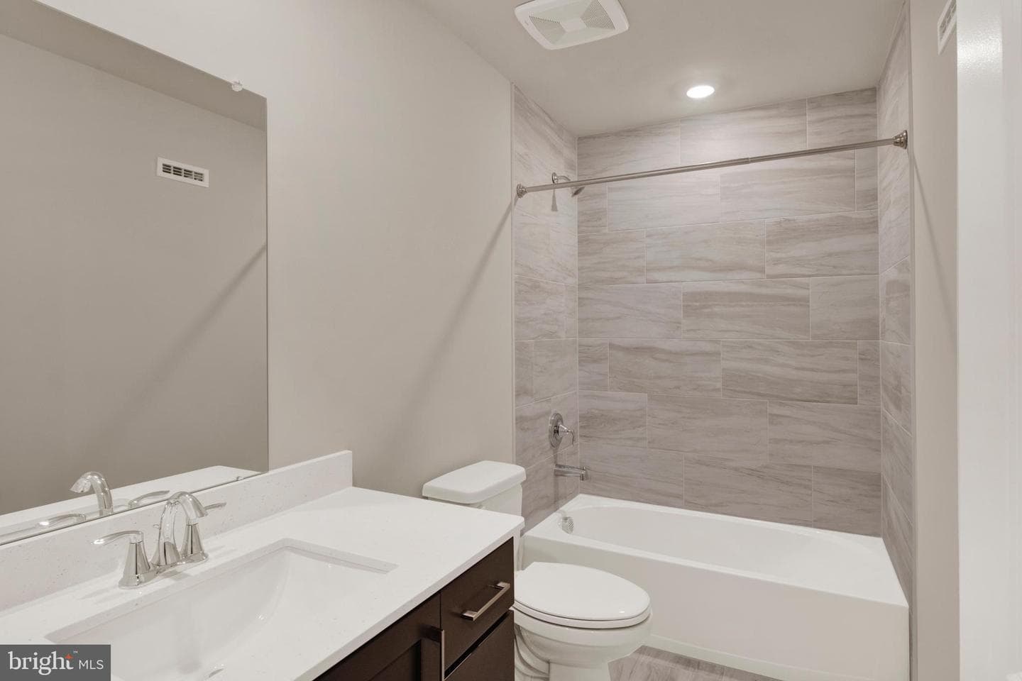 24 Steiner Way photo 25